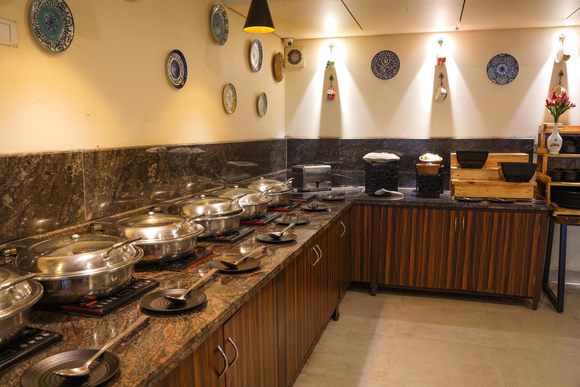 Hotel Citrus Prime Candolm, Goa Candolim Exterior photo